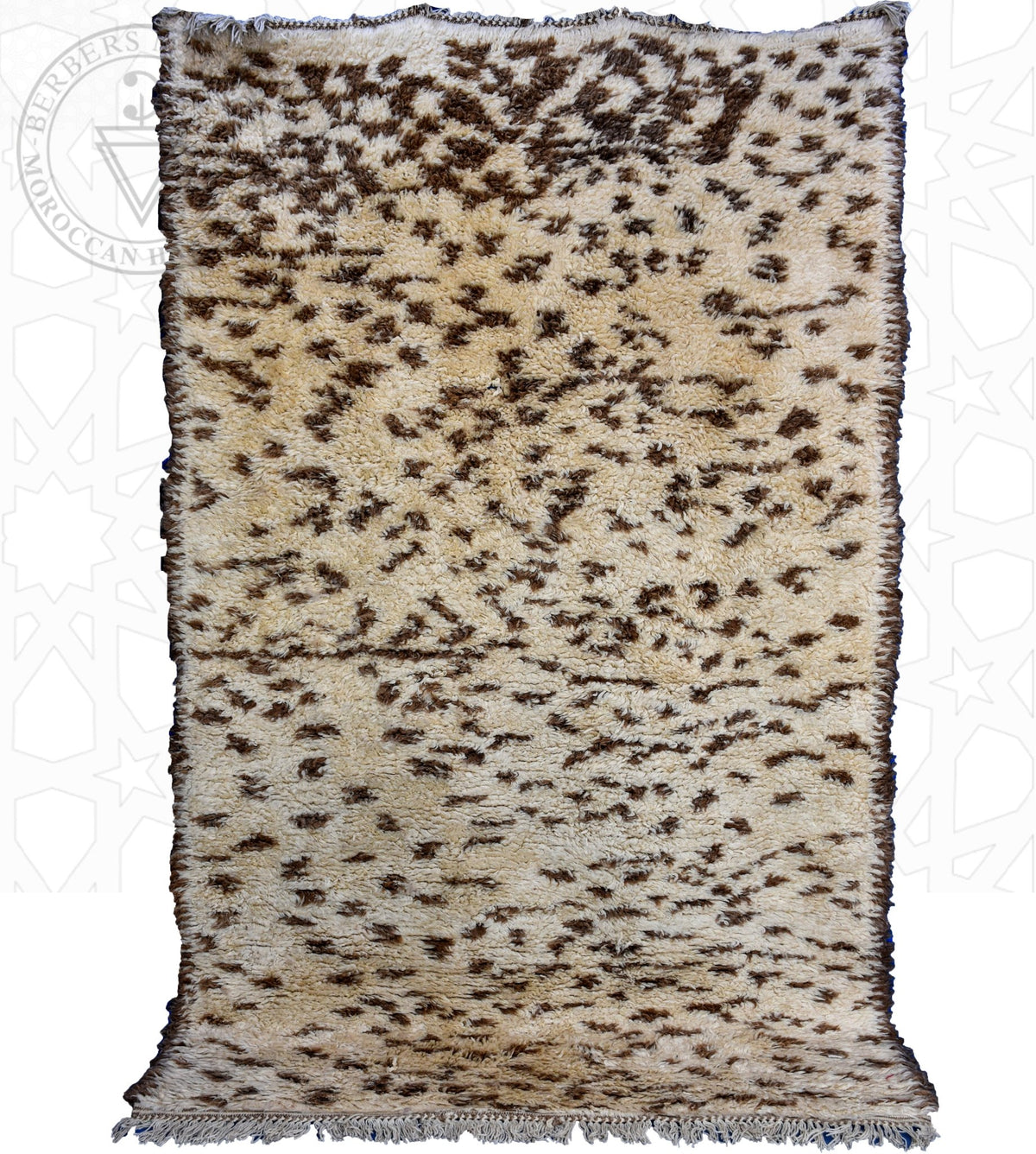 Beni ourain freckle shag Moroccan rug - 5.8 x 9.05 ft / 175 x 275 cm - Berbers Market