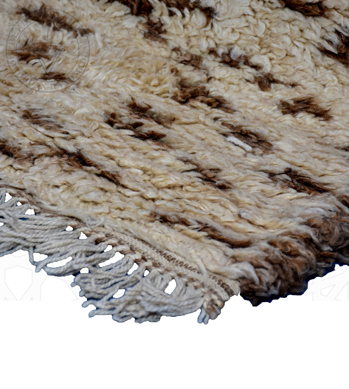 Beni ourain freckle shag Moroccan rug - 5.8 x 9.05 ft / 175 x 275 cm - Berbers Market