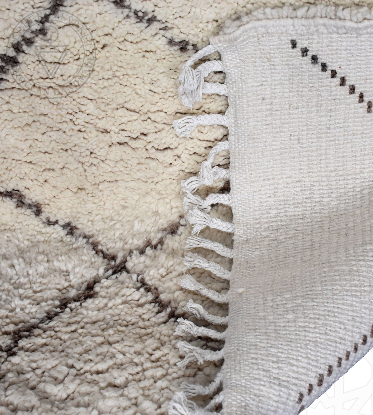 Beni ourain Moroccan rug - 3.77 x 5.58 ft / 115 x 170 cm - Berbers Market