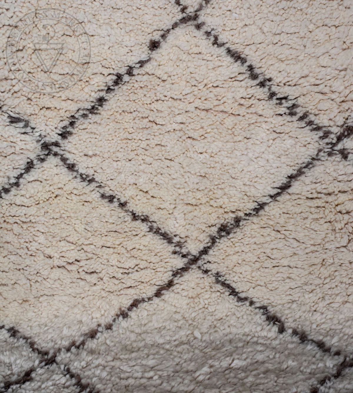 Beni ourain Moroccan rug - 3.77 x 5.58 ft / 115 x 170 cm - Berbers Market