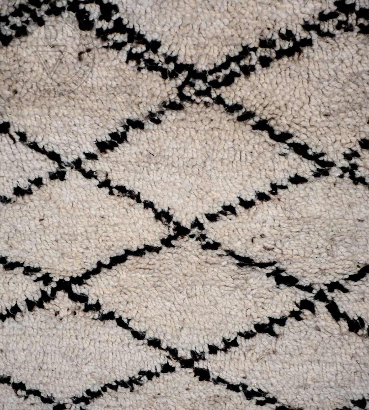 Beni ourain Moroccan rug - 3.8 x 6 ft / 115 x 180 cm - Berbers Market