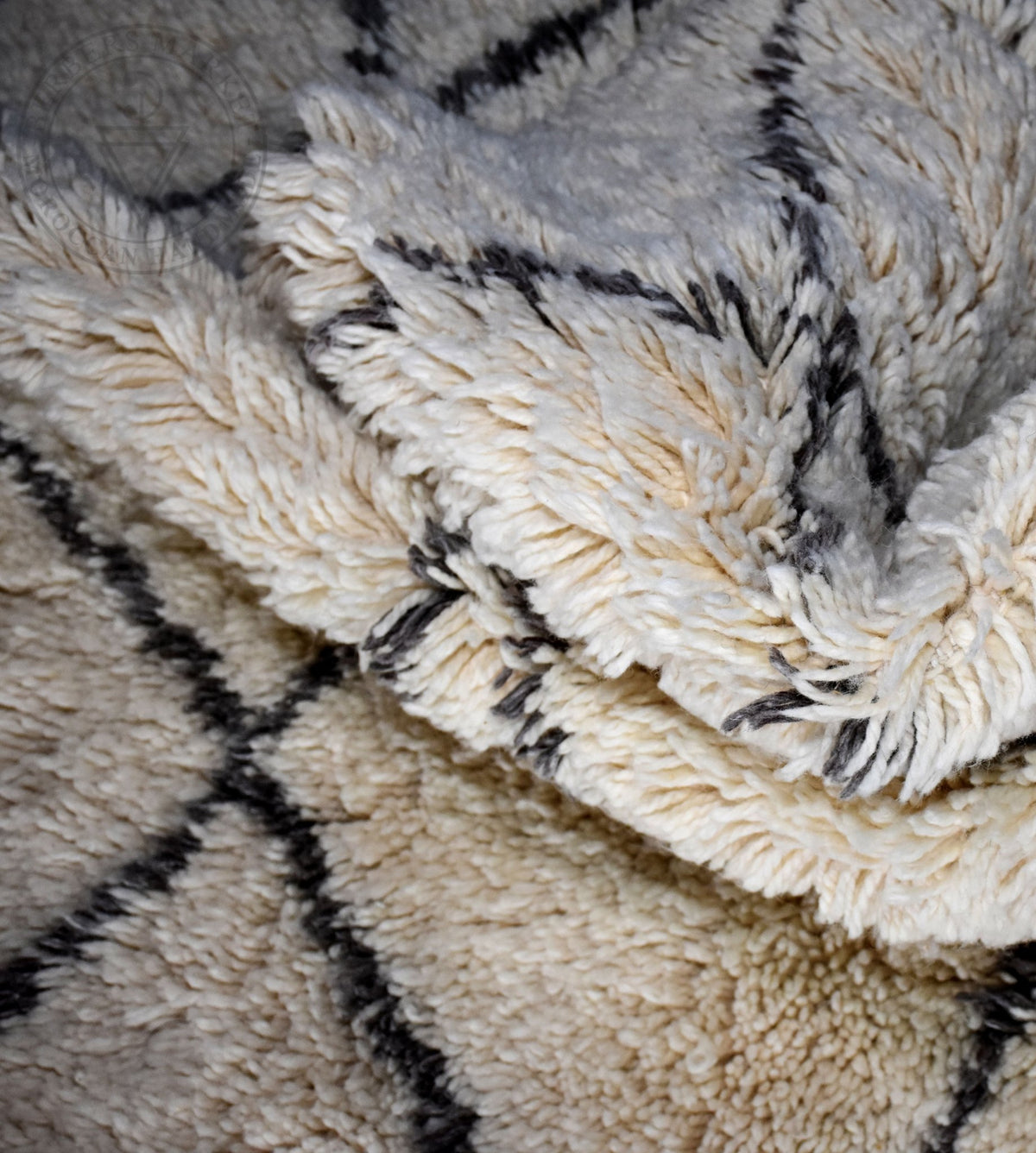 Beni ourain Moroccan rug - 3.9 x 5.58 ft / 120 x 170 cm - Berbers Market