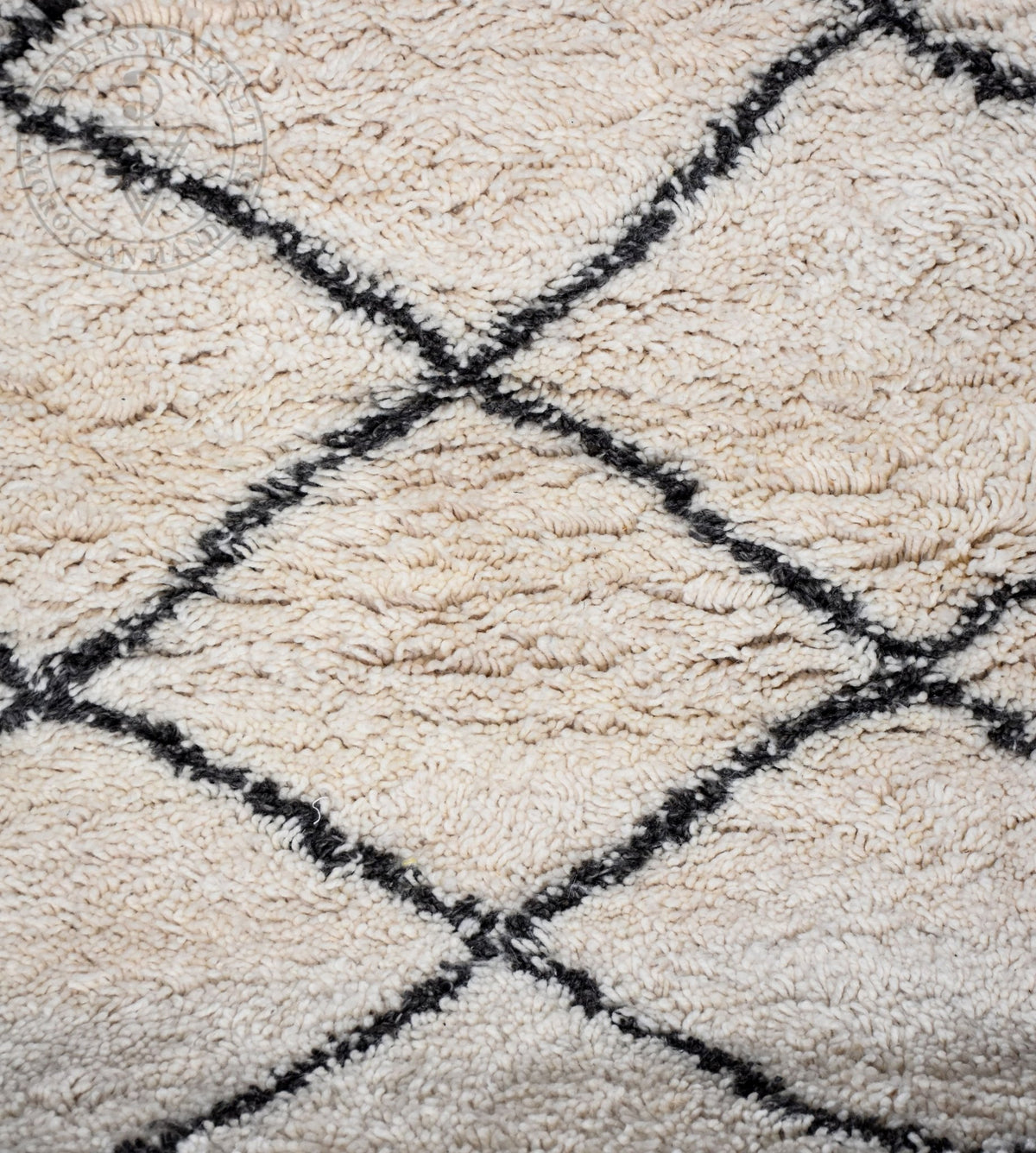 Beni ourain Moroccan rug - 3.9 x 5.9 ft / 120 x 180 cm - Berbers Market