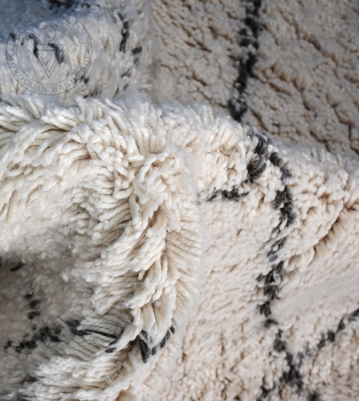 Beni ourain Moroccan rug - 4 x 6 ft / 120 x 180 cm - Berbers Market