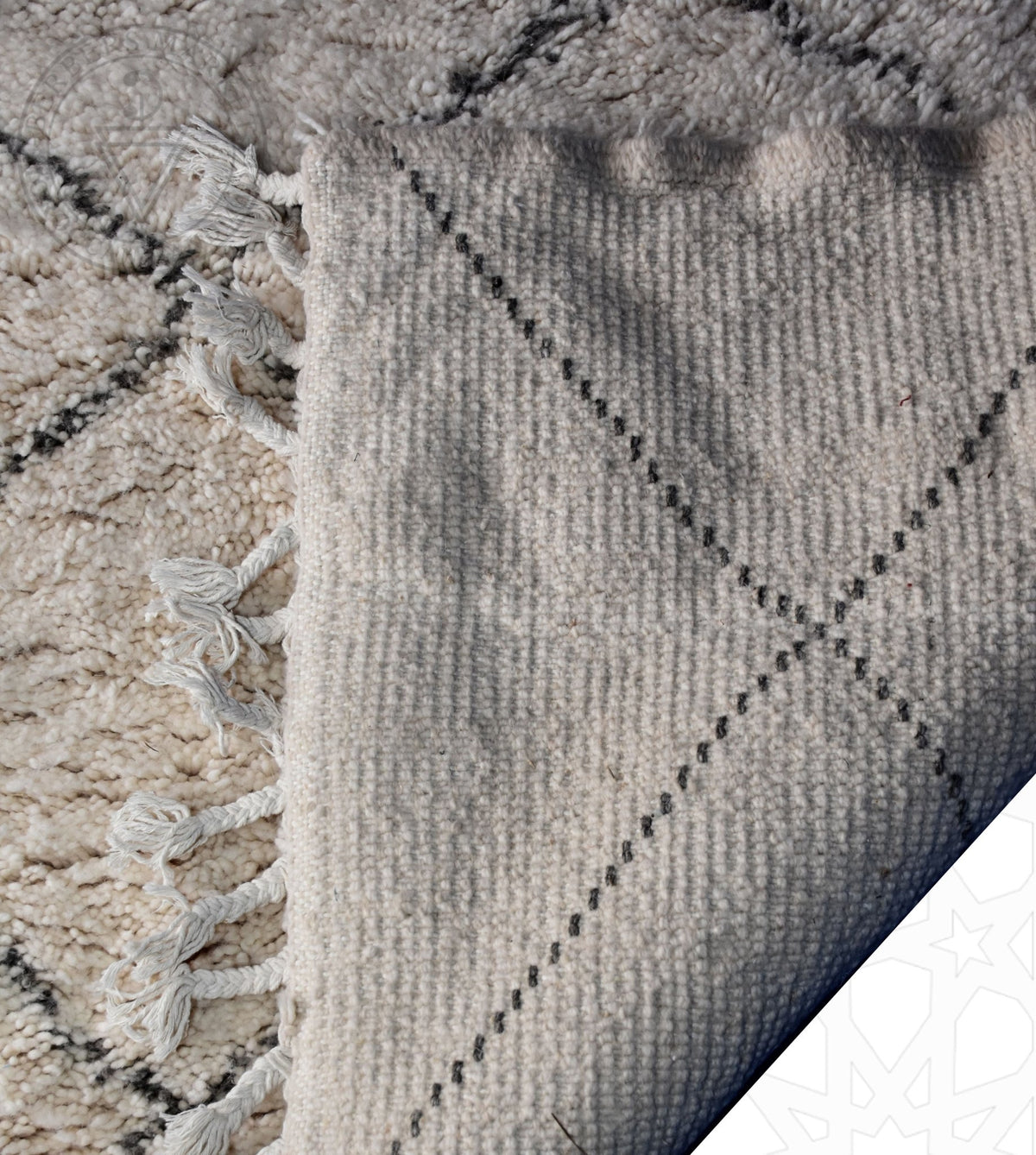 Beni ourain Moroccan rug - 4 x 6 ft / 120 x 180 cm - Berbers Market