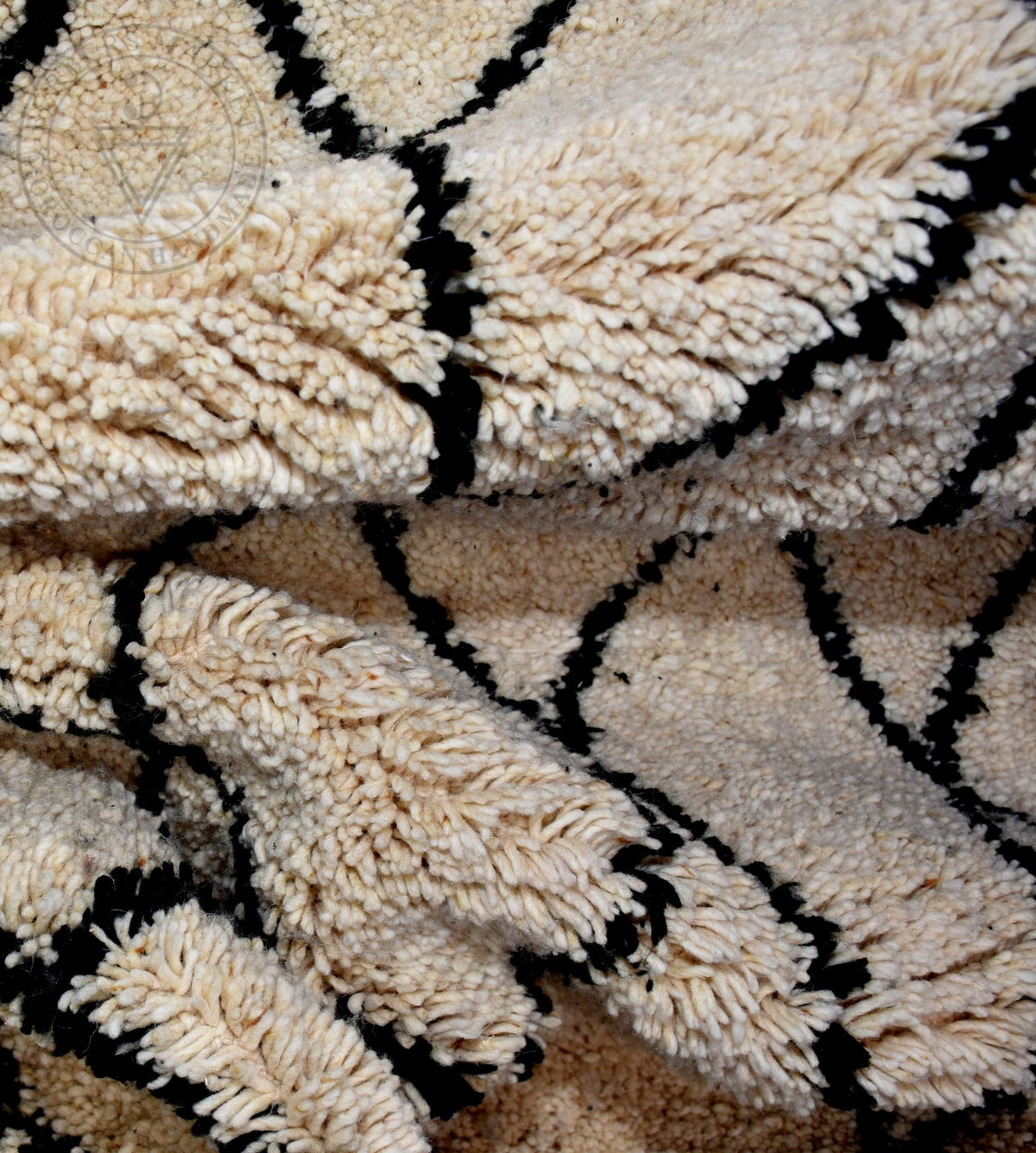 Beni ourain Moroccan rug - 5.1 x 7.1 ft / 155 x 215 cm - Berbers Market