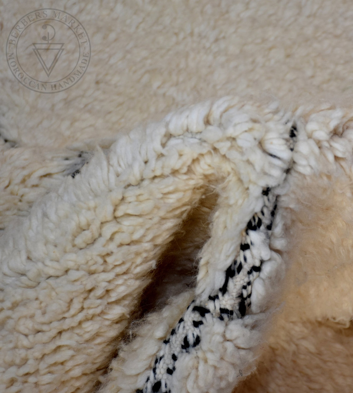 Beni ourain Moroccan rug - 5.1 x 8.3 ft / 155 x 250 cm - Berbers Market