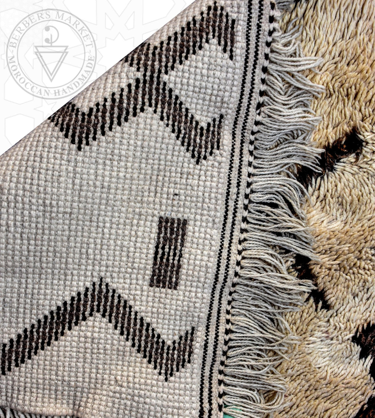 Beni ourain Moroccan rug - 5.3 x 7.8 ft / 160 x 235 cm - Berbers Market