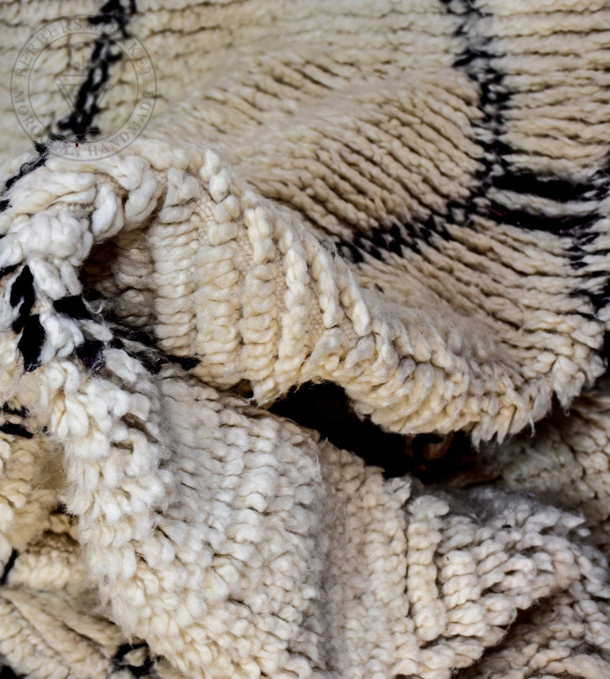 Beni ourain Moroccan rug - 5.6 x 9 ft / 170 x 270 cm - Berbers Market