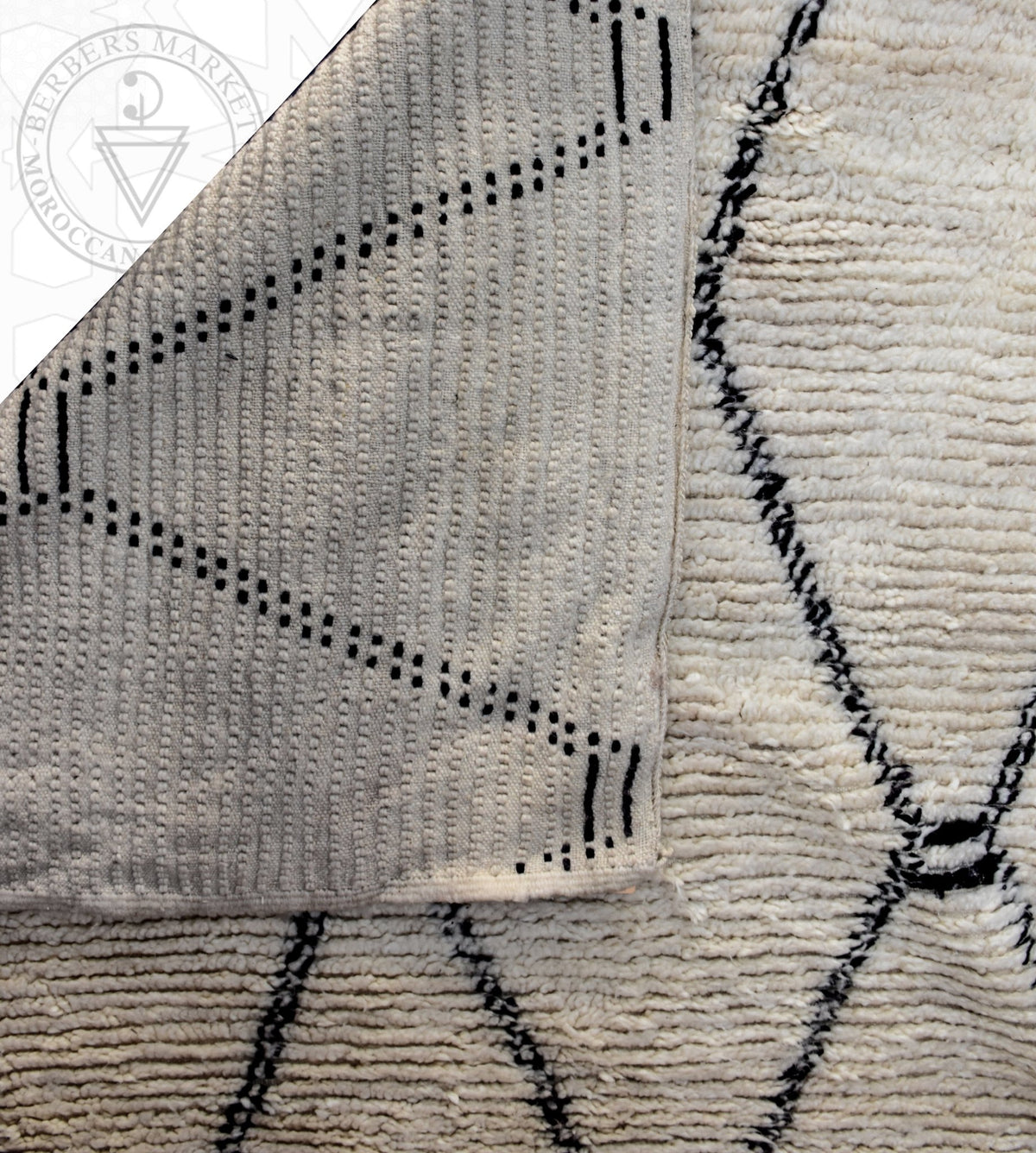 Beni ourain Moroccan rug - 5.6 x 9 ft / 170 x 270 cm - Berbers Market