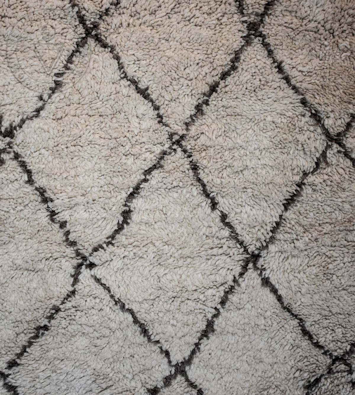 Beni ourain Moroccan rug - 5.6 x 9.6 ft / 170 x 290 cm - Berbers Market