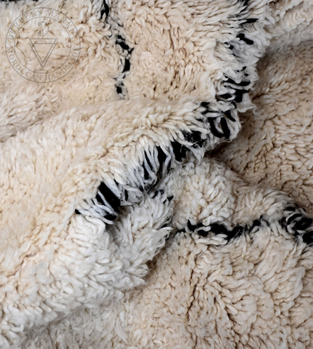 Beni ourain Moroccan rug - 6 x 7.6 ft / 180 x 230 cm - Berbers Market