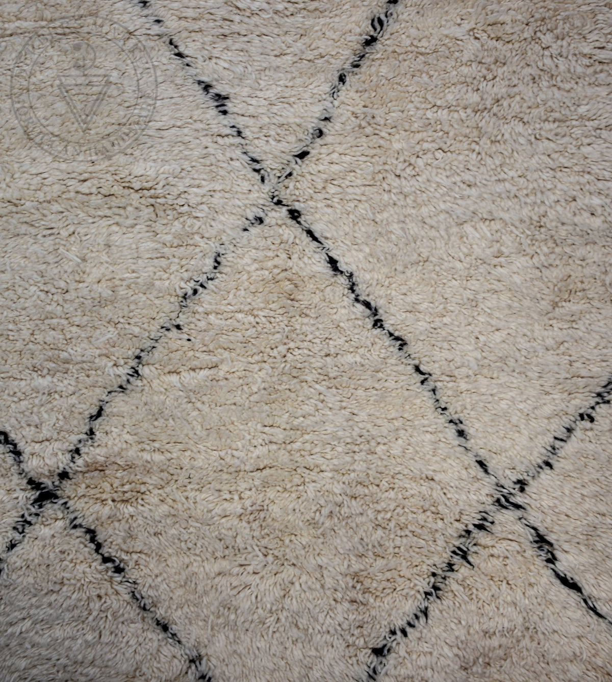 Beni ourain Moroccan rug - 6 x 7.6 ft / 180 x 230 cm - Berbers Market