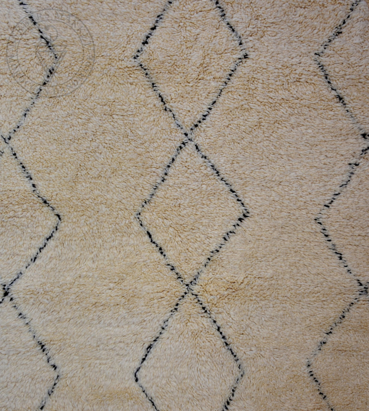 Beni ourain Moroccan rug - 6 x 8.9 ft / 180 x 270 cm - Berbers Market