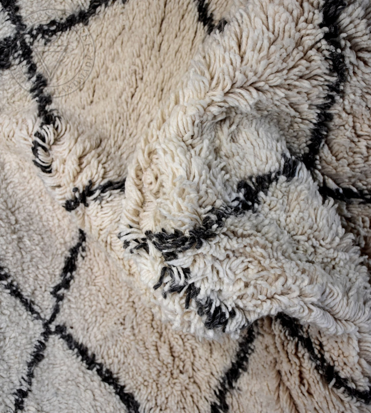 Beni ourain Moroccan runner rug - 3.44 x 7.21 ft / 105 x 220 cm - Berbers Market