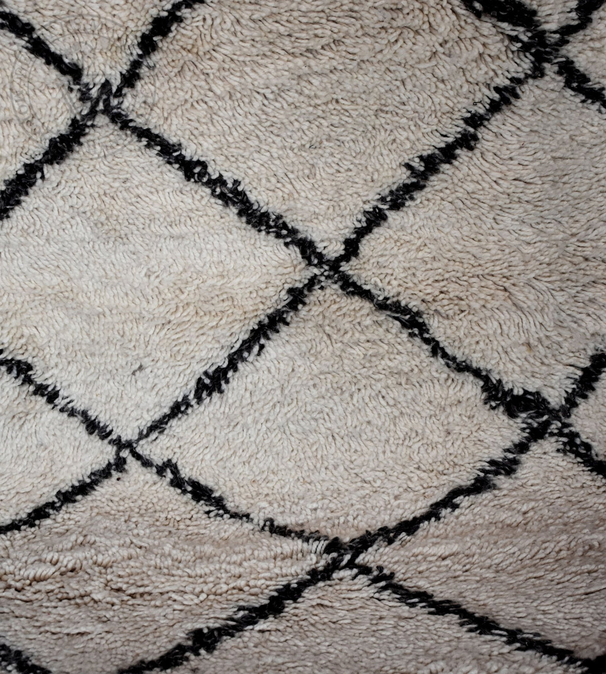 Beni ourain Moroccan runner rug - 3.44 x 7.21 ft / 105 x 220 cm - Berbers Market