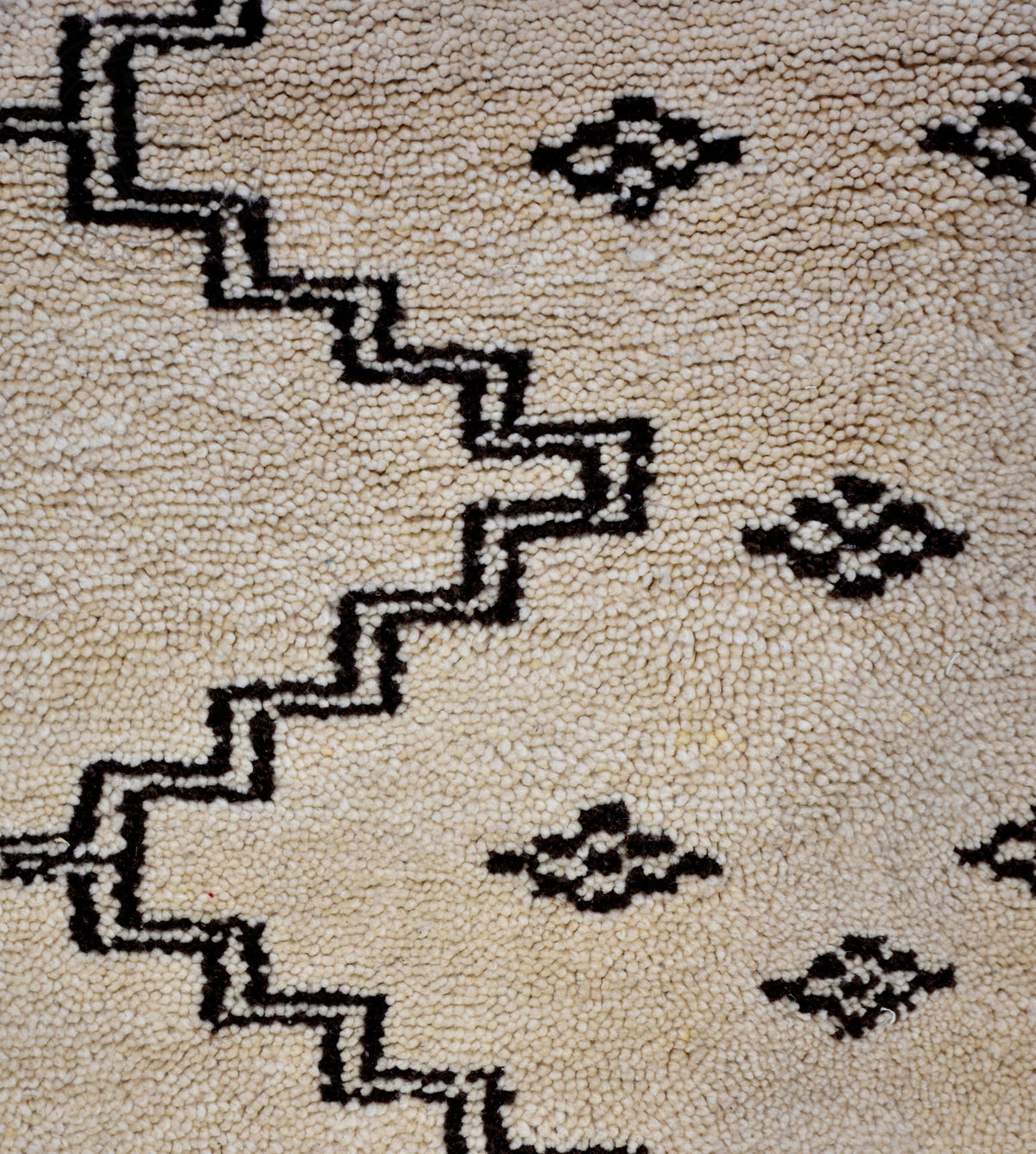 Beni ourain Moroccan runner rug - 5.1 x 8.6 ft / 155 x 260 cm - Berbers Market