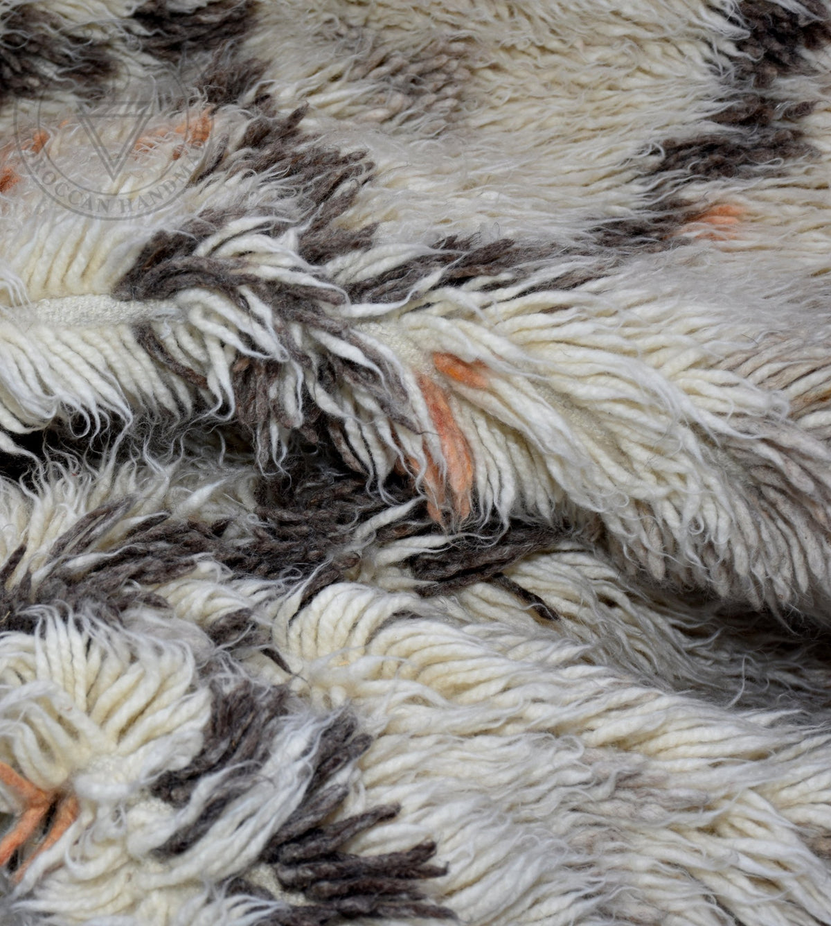 Beni ourain shag Moroccan rug - 5.3 x 7.7 ft / 160 x 235 cm - Berbers Market