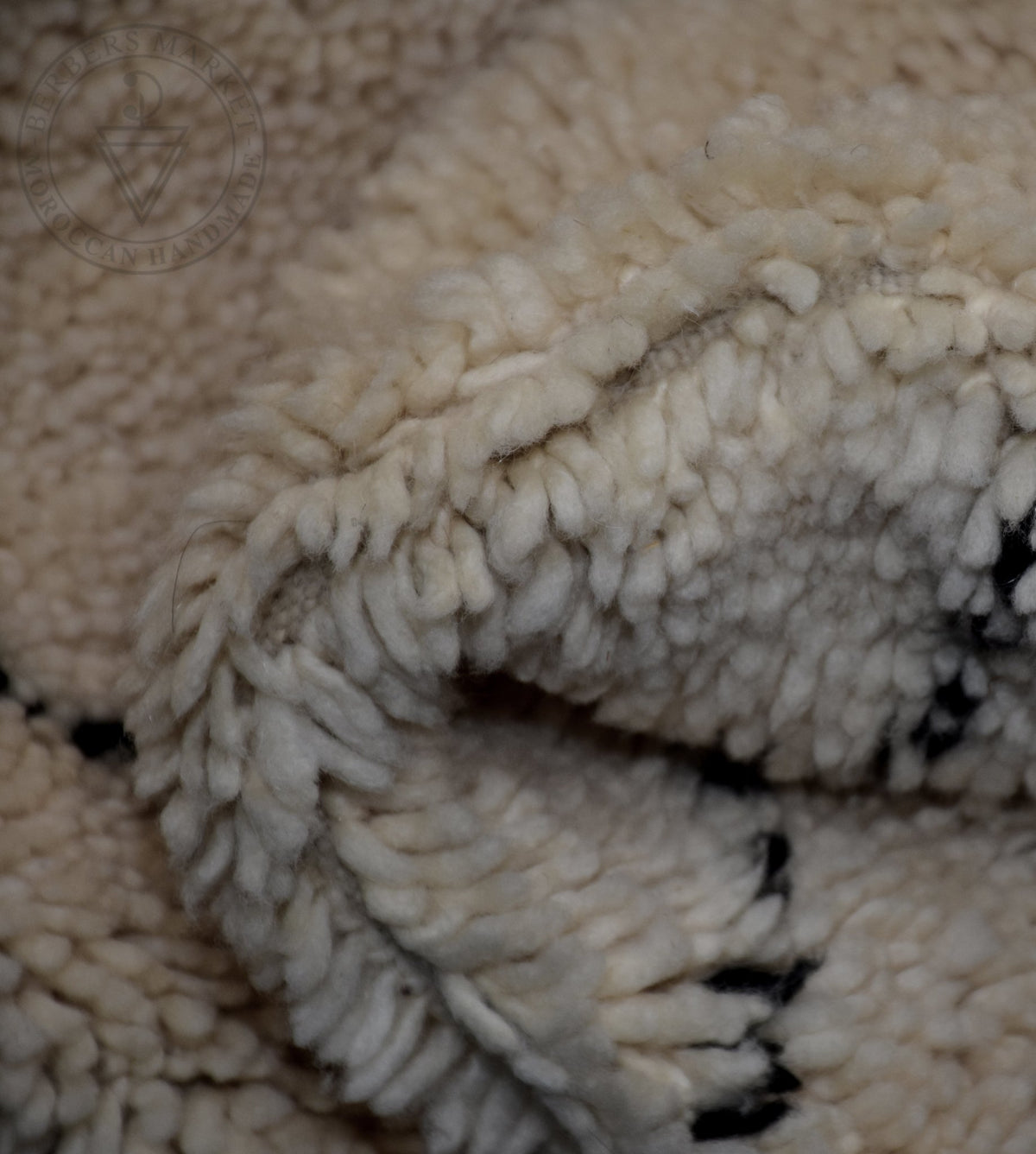 Beni ourain shag Moroccan rug - 6.1 x 9.2 ft / 185 x 280 cm - Berbers Market