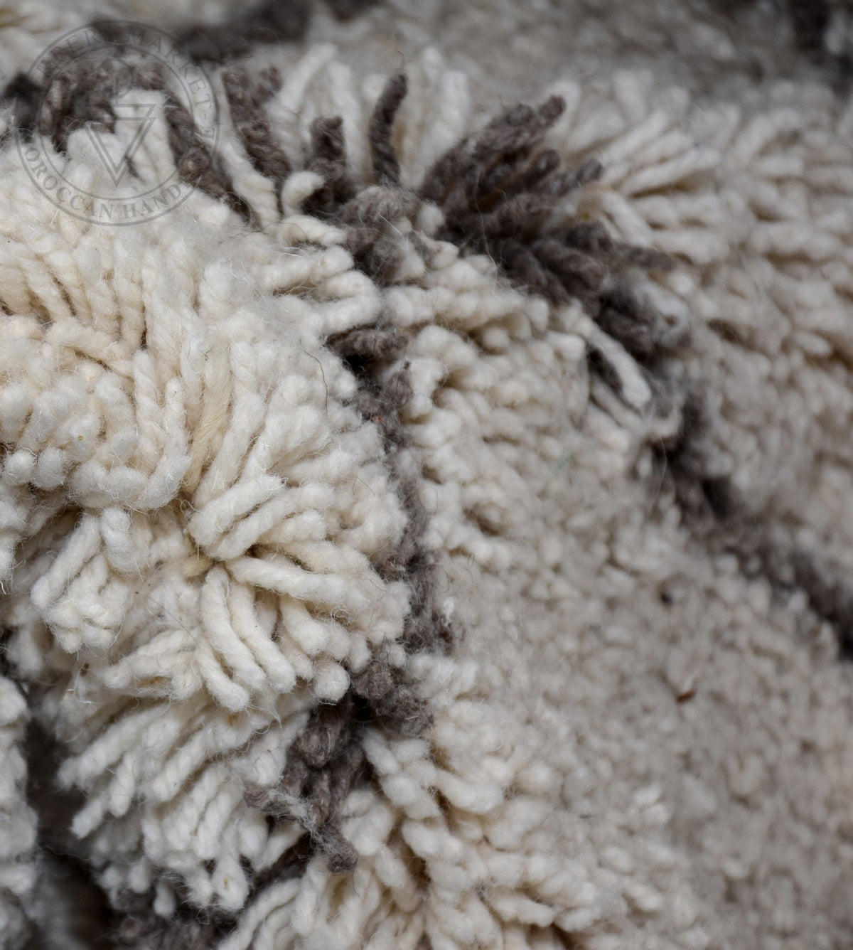 Beni ourain shag Moroccan rug - 6.3 x 10.2 ft / 190 x 310 cm - Berbers Market