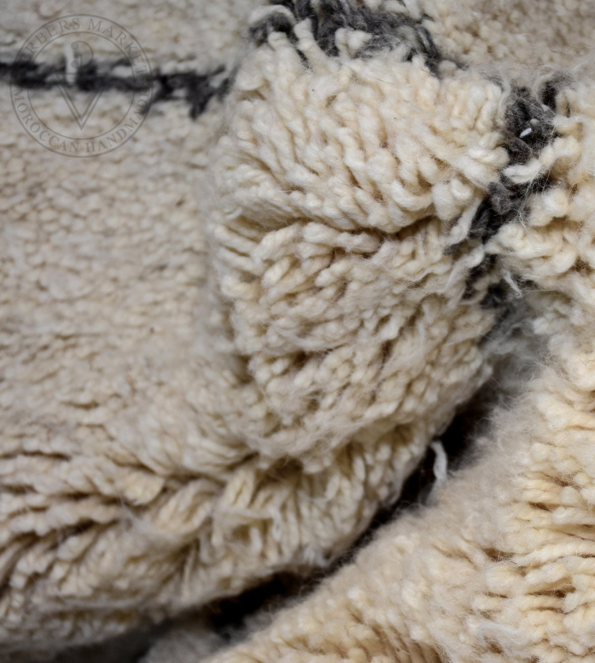 Beni ourain shag Moroccan rug - 6.4 x 9.9 ft / 195 x 300 cm - Berbers Market