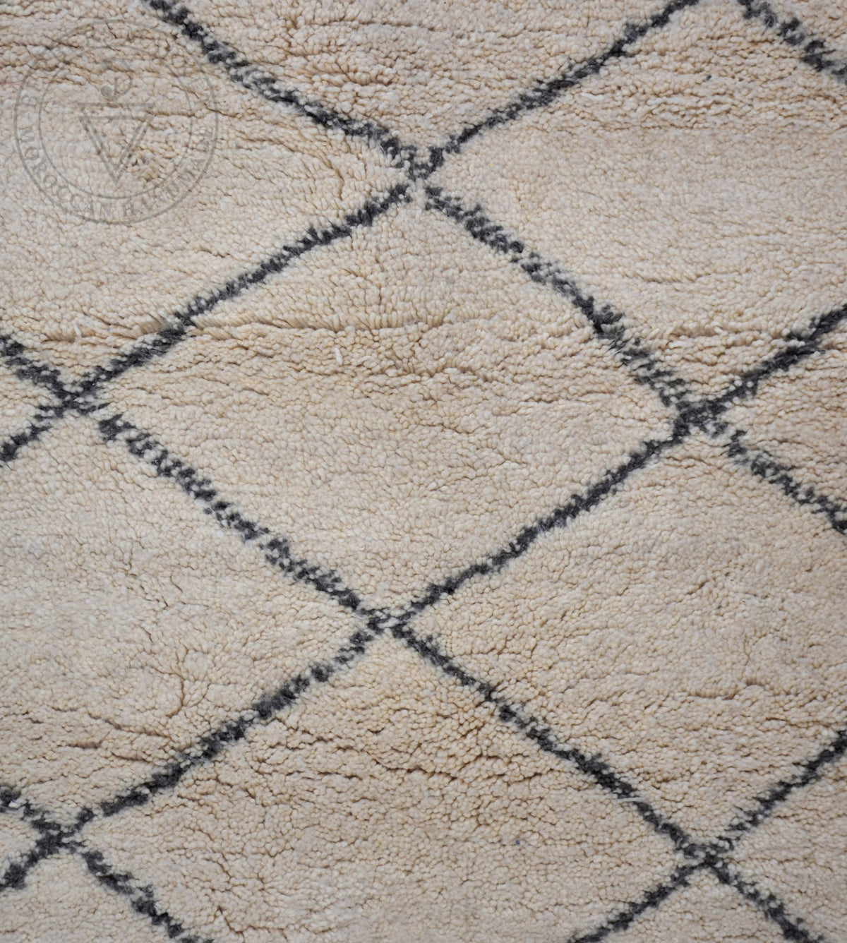 Beni ourain shag Moroccan rug - 6.4 x 9.9 ft / 195 x 300 cm - Berbers Market