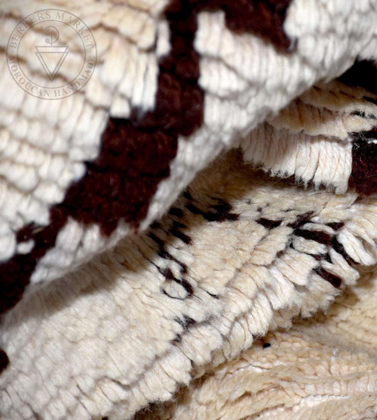 Beni ourain shag Moroccan rug - 6.6 x 8.55 ft / 200 x 260 cm - Berbers Market