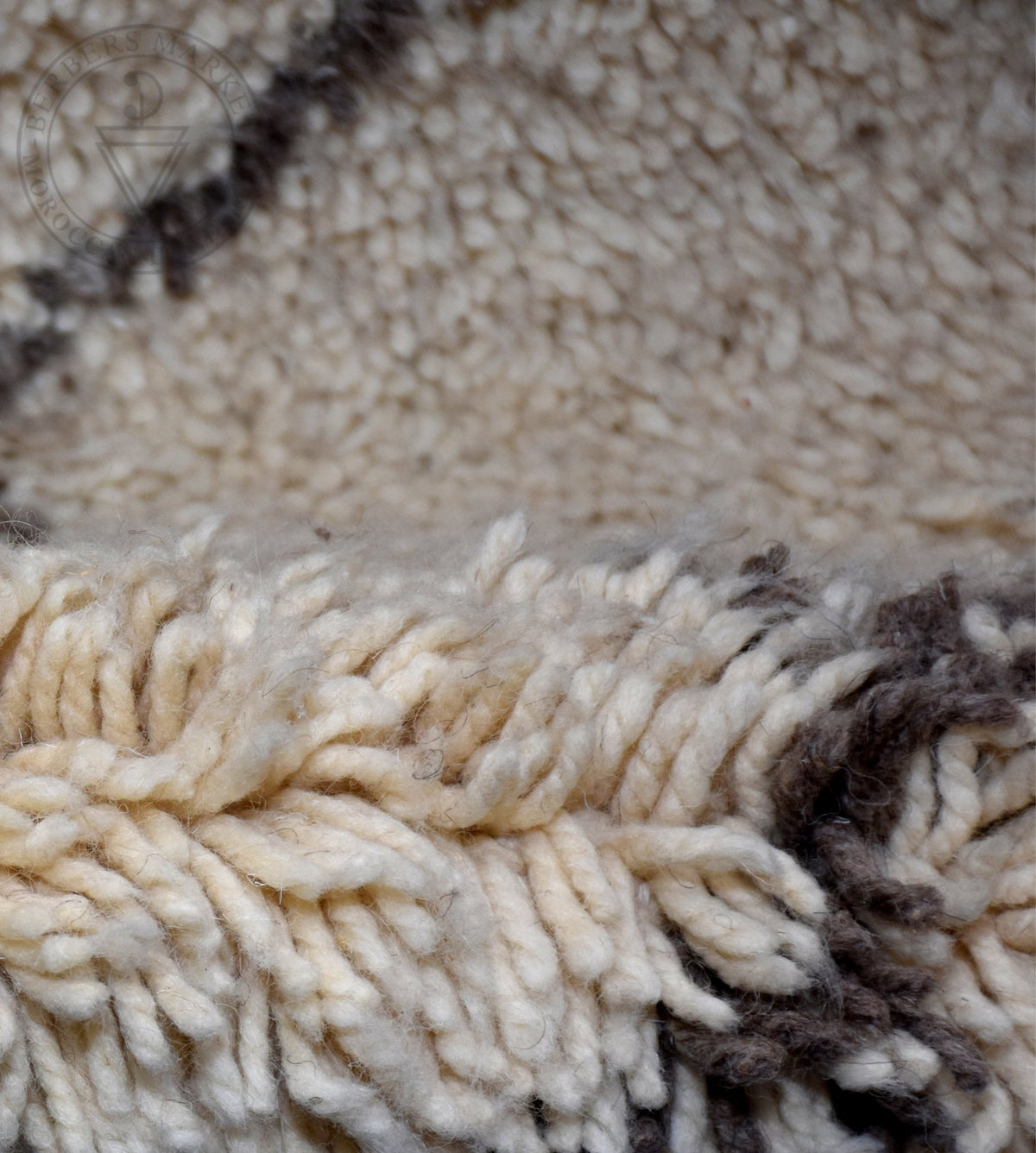 Beni ourain shag Moroccan rug - 6.6 x 9.2 ft / 200 x 280 cm - Berbers Market