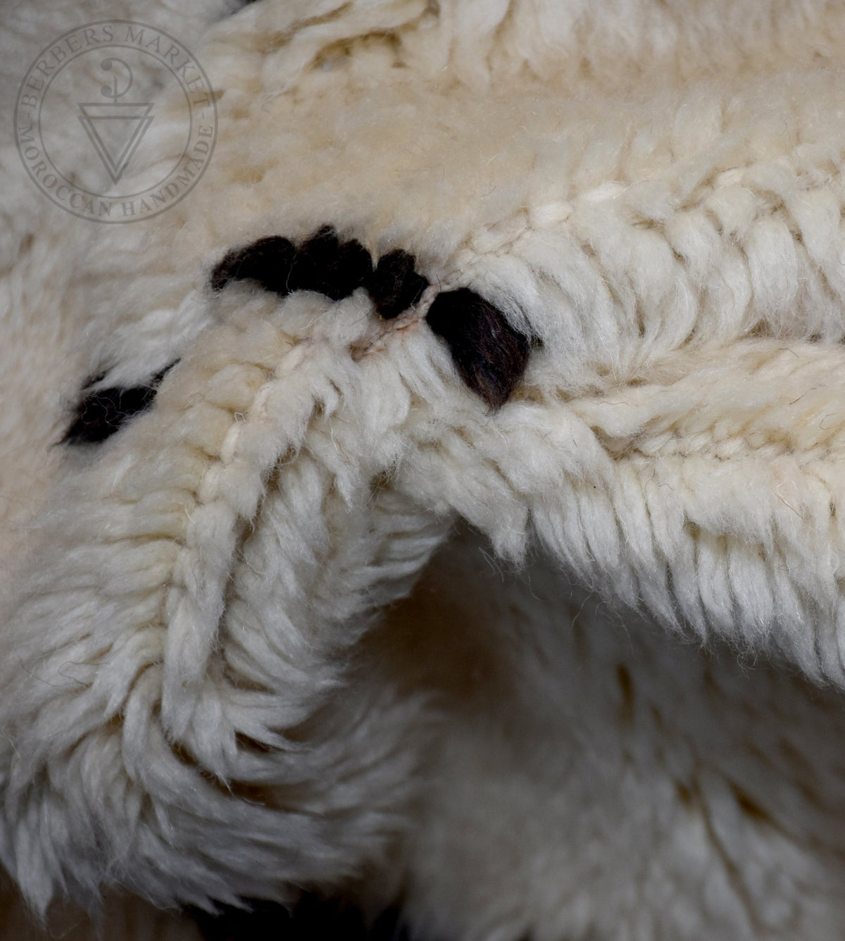 Beni ourain shag Moroccan rug - 6.75 x 9.36 ft / 205 x 285 cm - Berbers Market