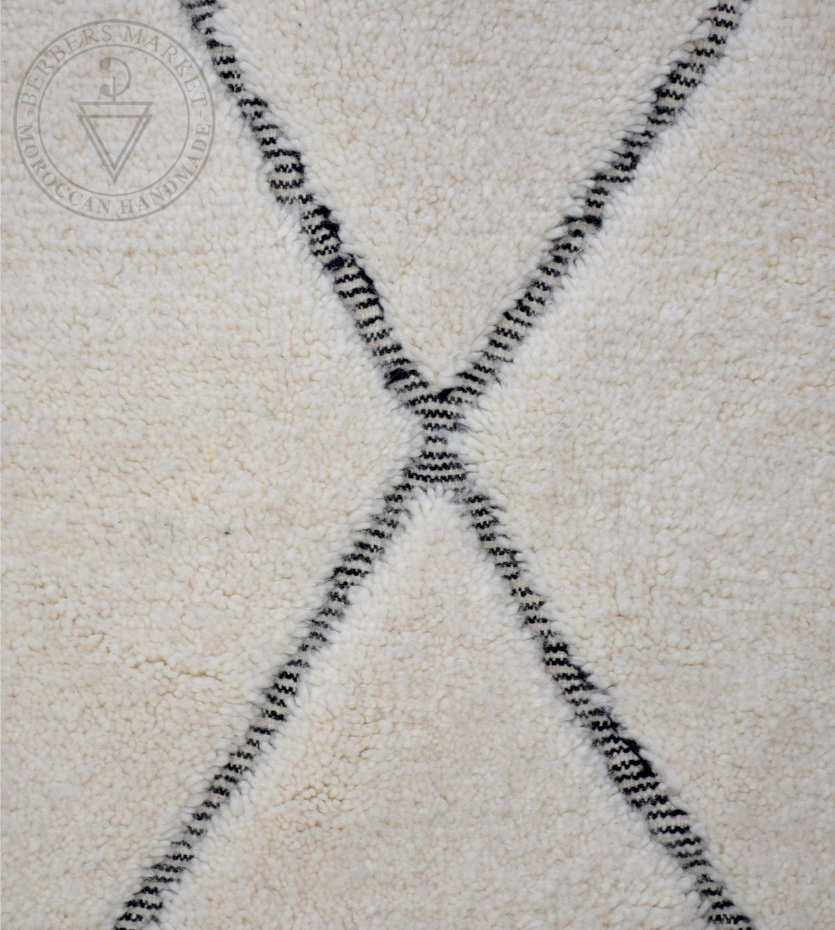 Beni ourain shag Moroccan rug - 6.8 x 10 ft / 205 x 305 cm - Berbers Market