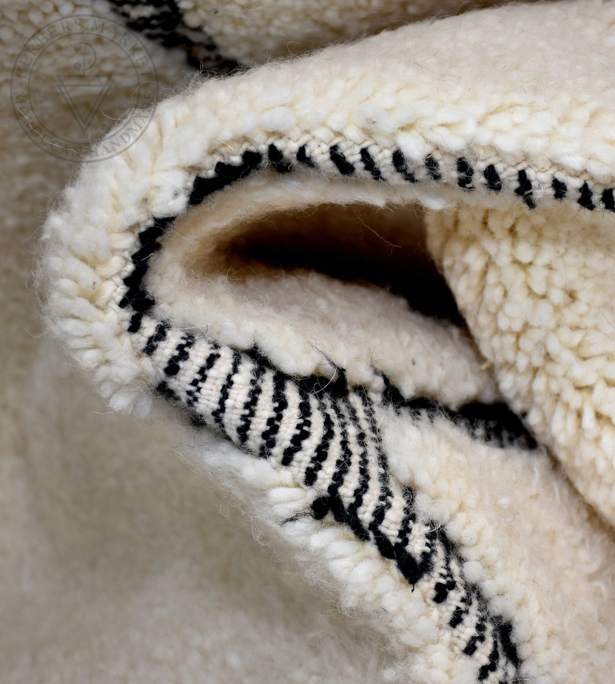 Beni ourain shag Moroccan rug - 6.9 x 9.6 ft / 210 x 290 cm - Berbers Market