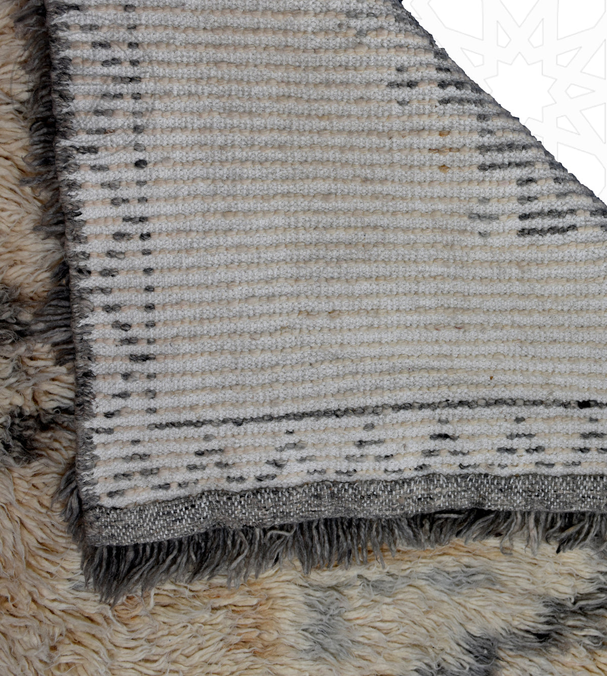 Beni ourain Moroccan rug - 5.2 x 7.7 ft / 160 x 235 cm