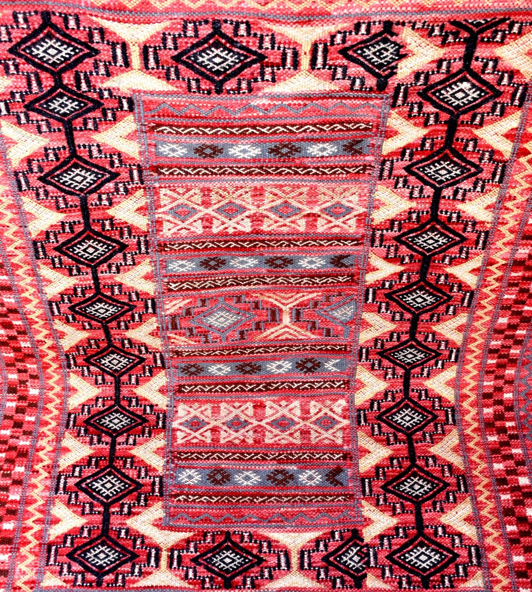 Flatweave kilim hanbal Moroccan rug - 3.8 x 7.22 ft / 115 x 220 cm - Berbers Market