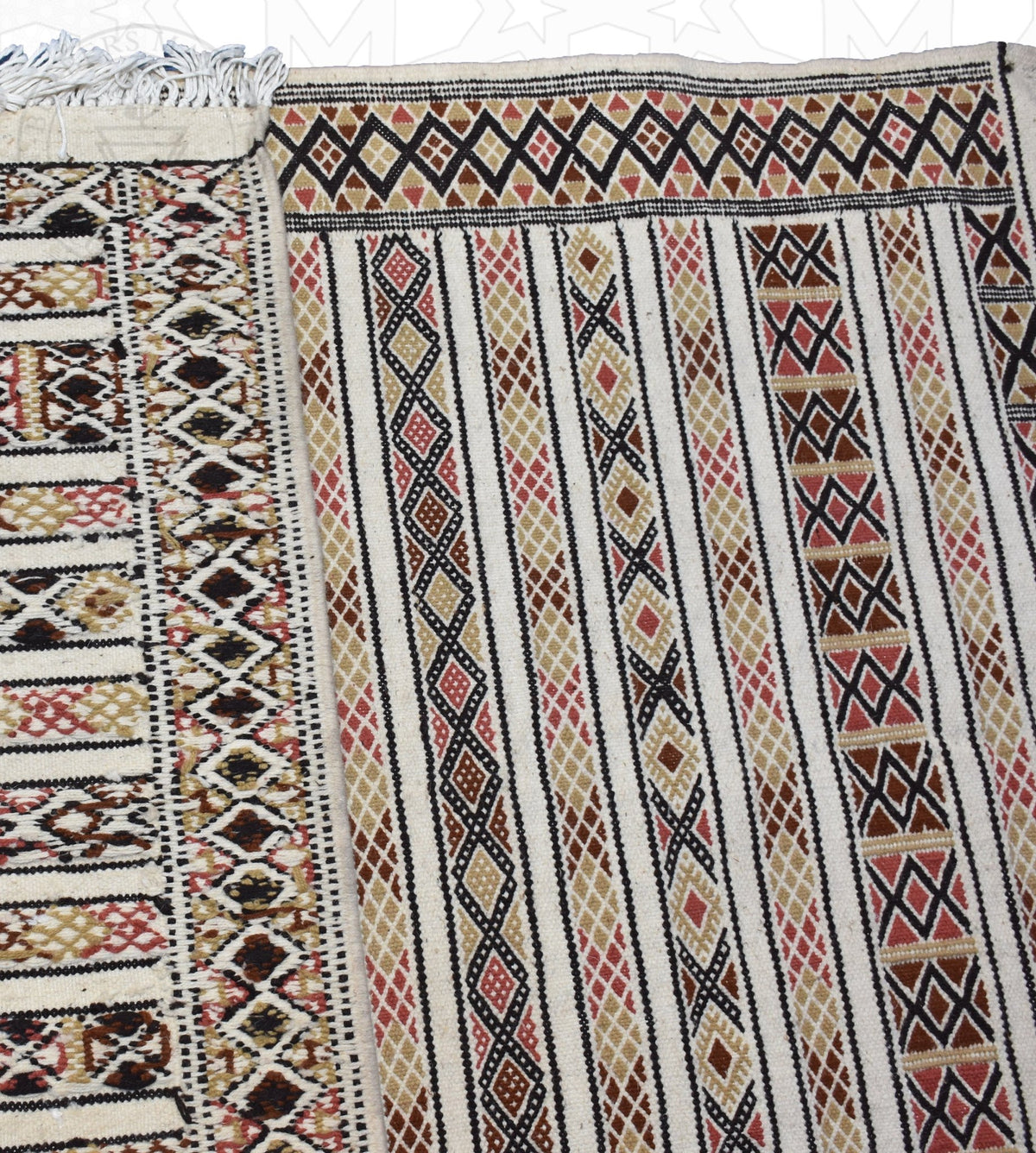 Flatweave kilim hanbal Moroccan rug - 3.94 x 5.42 ft / 120 x 165 cm - Berbers Market