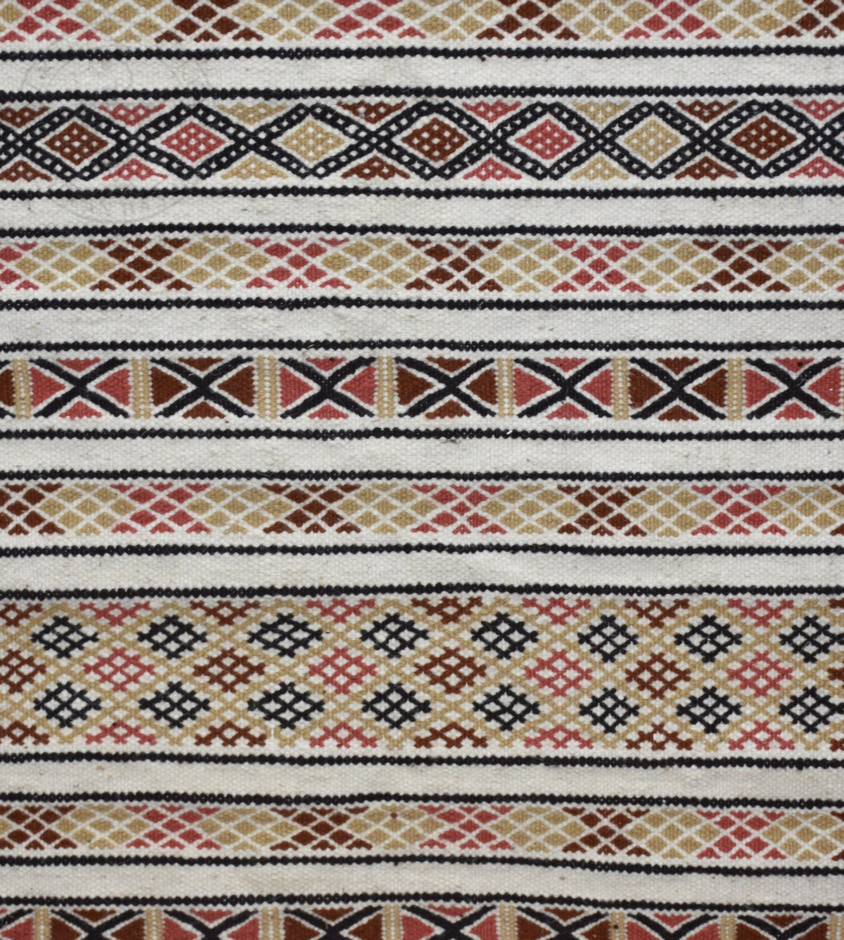 Flatweave kilim hanbal Moroccan rug - 3.94 x 5.42 ft / 120 x 165 cm - Berbers Market