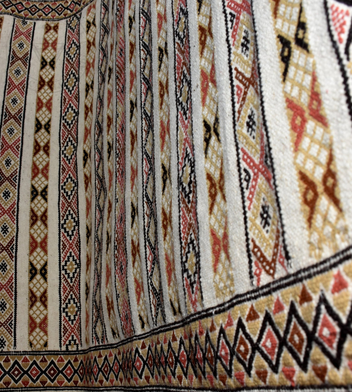 Flatweave kilim hanbal Moroccan rug - 3.94 x 5.91 ft / 120 x 180 cm - Berbers Market