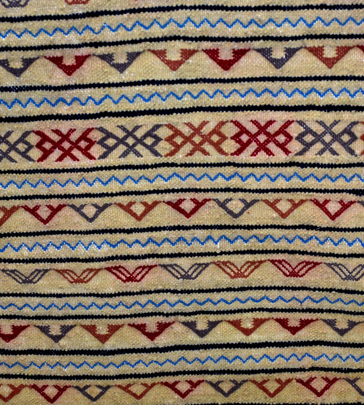 Flatweave kilim hanbal Moroccan rug - 3.94 x 6.1 ft / 120 x 185 cm - Berbers Market