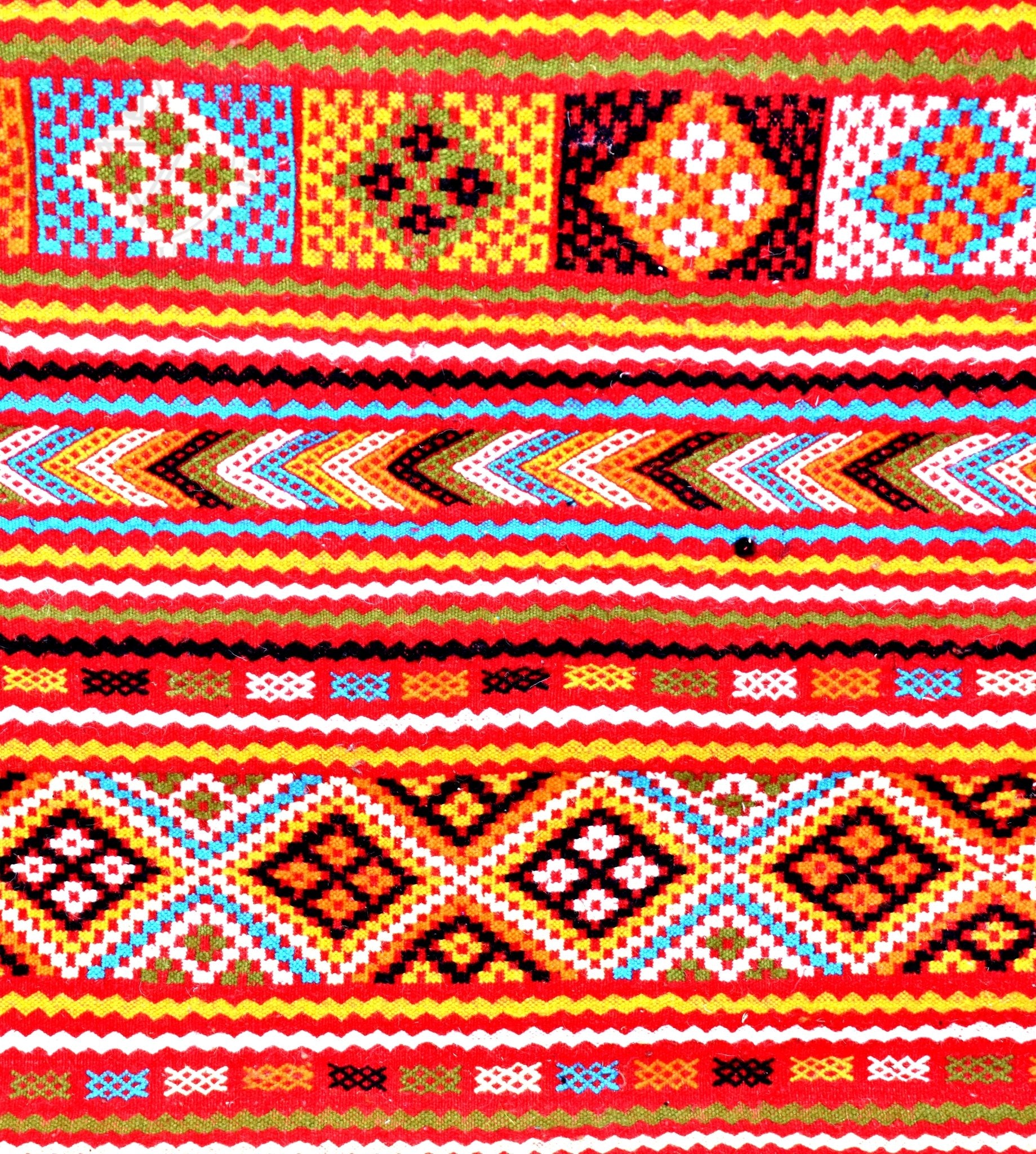 Flatweave kilim hanbal Moroccan rug - 4.11 x 8.04 ft / 125 x 245 cm - Berbers Market
