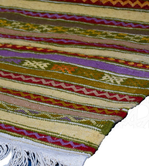 Flatweave kilim hanbal Moroccan rug - 4.27 x 5.91 ft / 130 x 180 cm