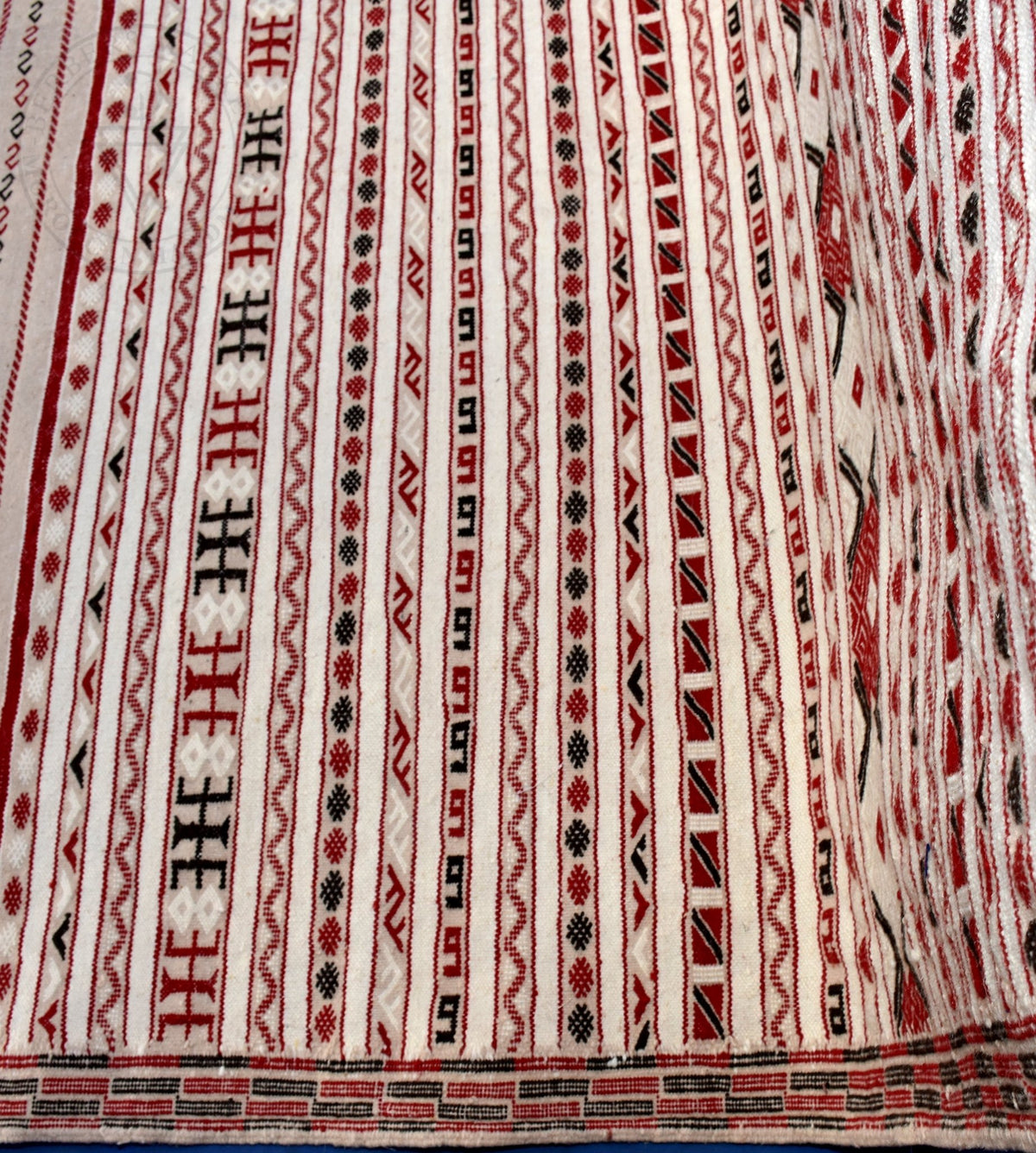 Flatweave kilim hanbal Moroccan rug - 4.94 x 7.06 ft / 150 x 215 cm - Berbers Market