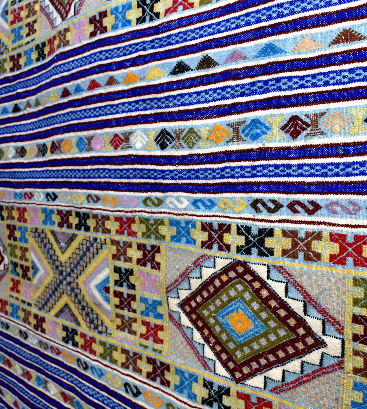 Flatweave kilim hanbal Moroccan rug - 5.6 x 7.9 ft / 170 x 240 cm - Berbers Market