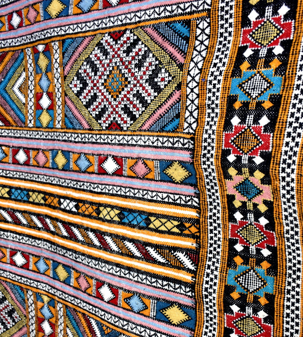 Flatweave kilim hanbal Moroccan rug - 5.91 x 8.21 ft / 180 x 250 cm - Berbers Market