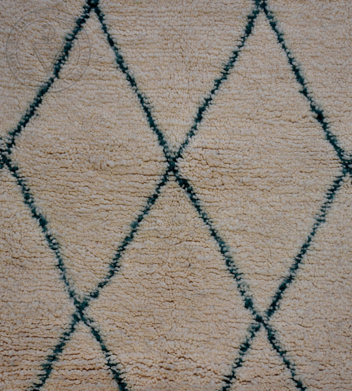 Green lines Beni ourain Moroccan rug - 4.8 x 6.4 ft / 145 x 195 cm - Berbers Market