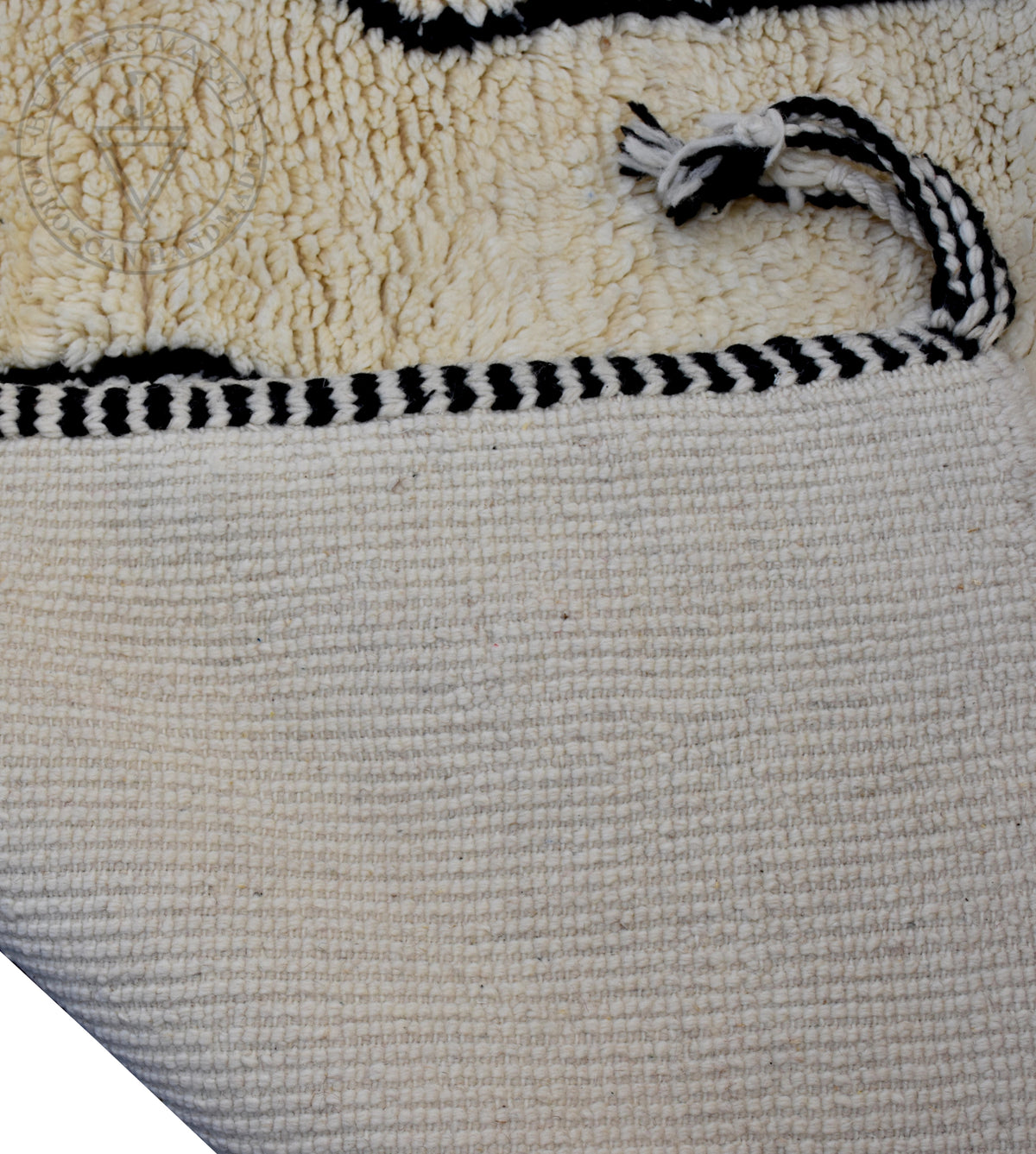 Line art Beni ourain Moroccan rug - 6.3 x 10.5 ft / 190 x 320 cm - Berbers Market