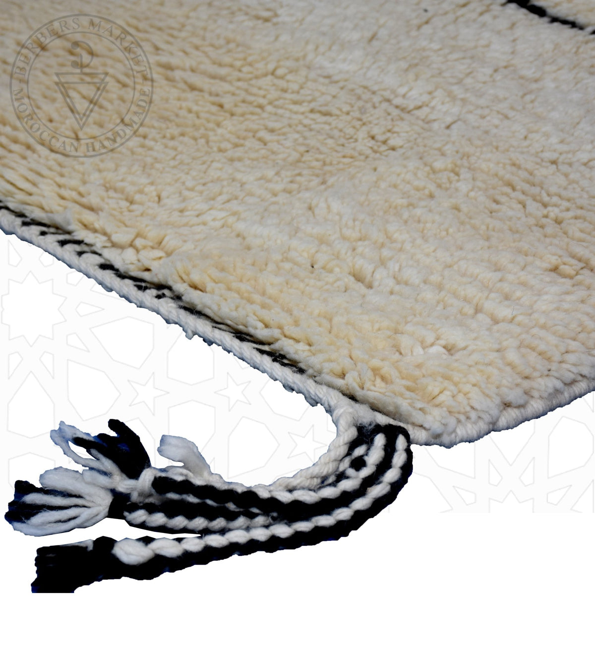 Line art Beni ourain Moroccan rug - 6.3 x 10.5 ft / 190 x 320 cm - Berbers Market