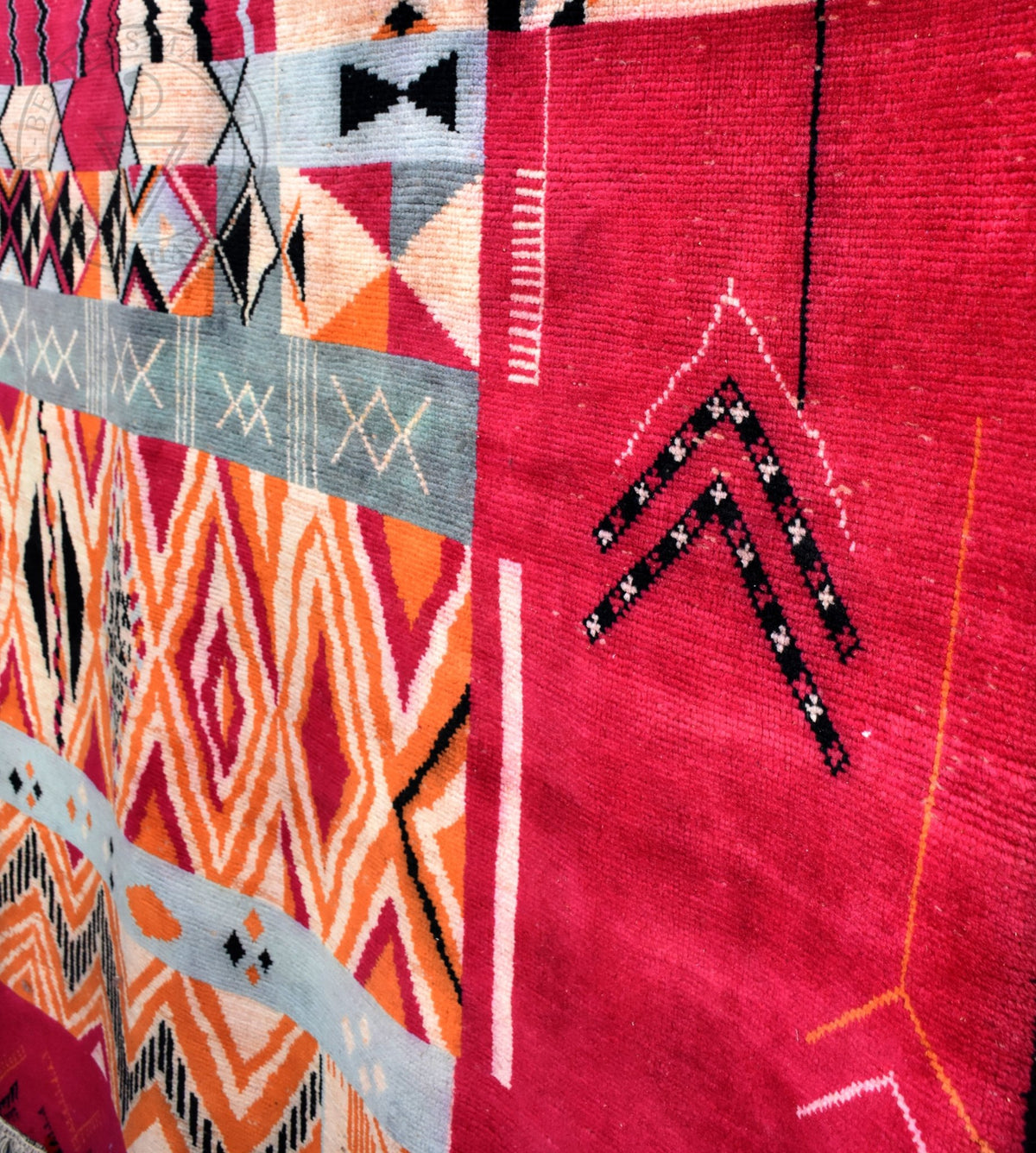 Luxury Taznakht Moroccan rug - 5.6 x 7.55 ft / 170 x 230 cm - Berbers Market