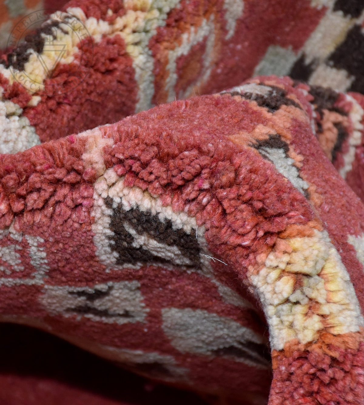 Luxury Taznakht Moroccan rug - 5.6 x 7.9 ft / 170 x 240 cm - Berbers Market