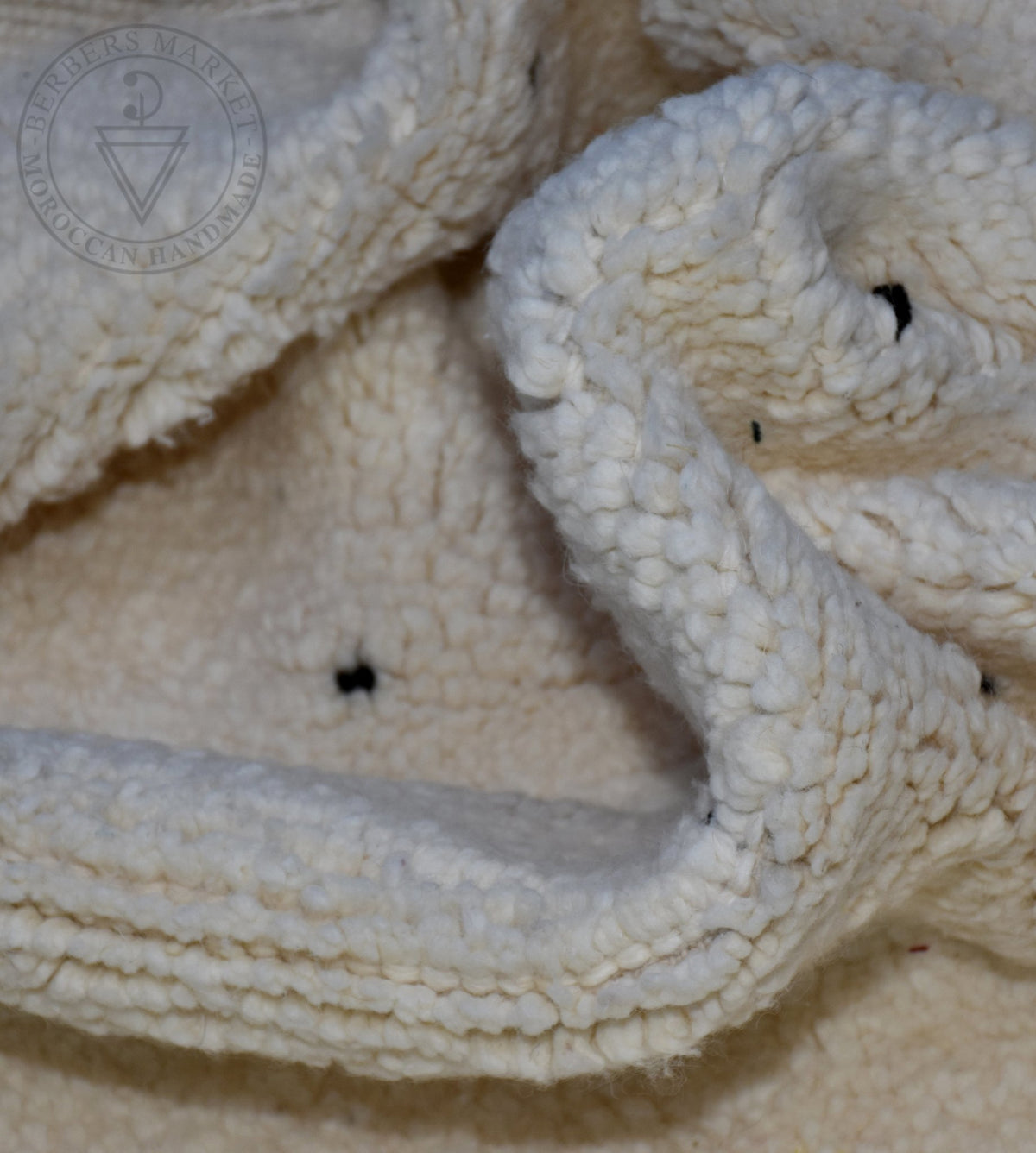 Polka dots Beni ourain Moroccan rug - 5.6 x 7.22 ft / 170 x 220 cm - Berbers Market