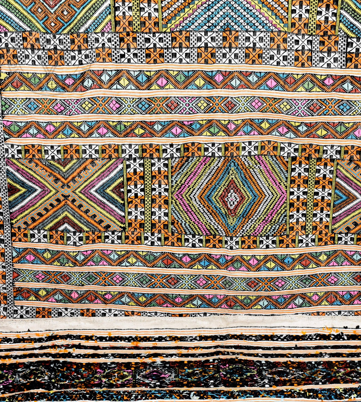 Taznakht Kilim flatweave Moroccan rug - 10.5 x 10.83 ft / 320 x 330 cm - Berbers Market