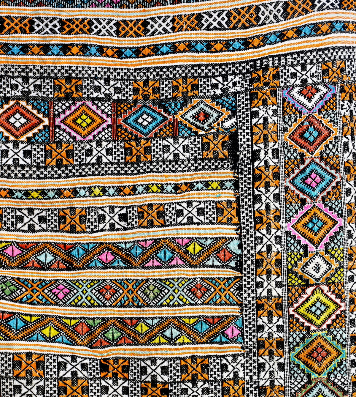 Taznakht Kilim flatweave Moroccan rug - 10.5 x 10.83 ft / 320 x 330 cm - Berbers Market